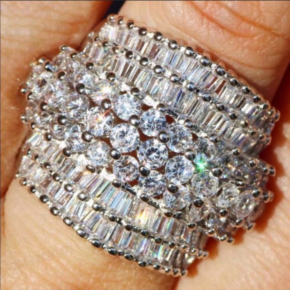 Diamond💎925 Sterling Silver 18 CT Baguette Ring - Picture 1 of 3